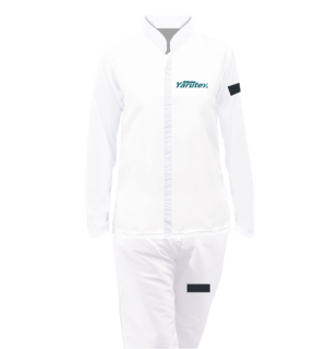 Uniforme-Antifluido-Blanco-Ref-16-Cuello-Sotana-Manga-Larga-Cierre-Cubierto-Con-Solapa-Cuadro-Distintivo-Corporativo-Para-Hombre-Y-Mujer